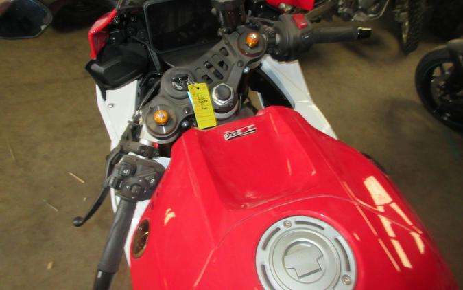 2026 YAMAHA YZF-R7 70TH ANNIVERSARY EDITION
