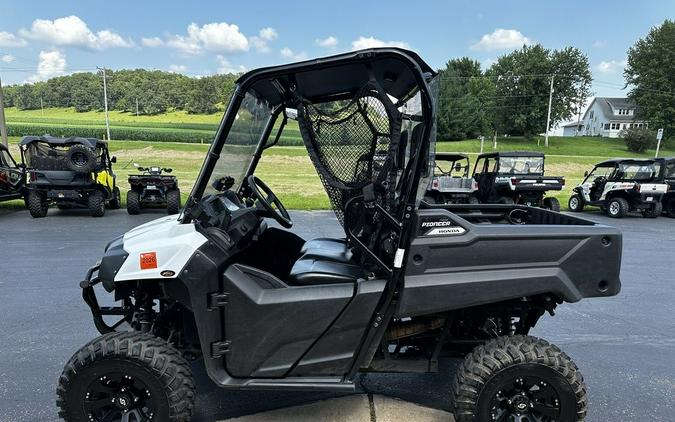 2020 Honda® Pioneer 700