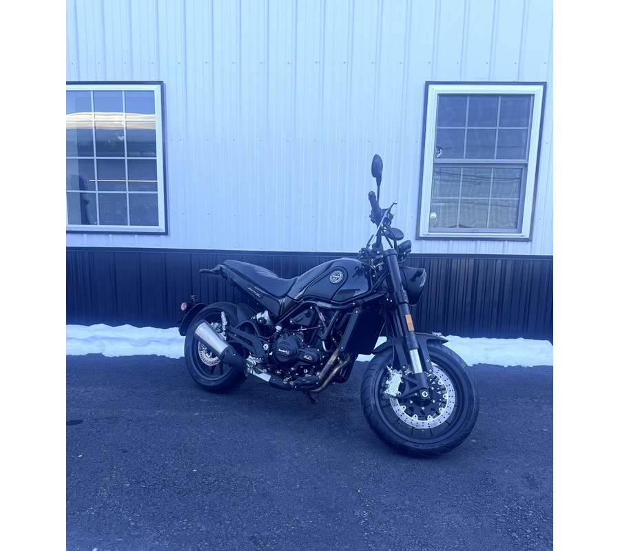 2022 Benelli Leoncino