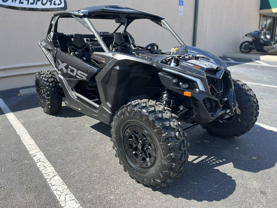 2026 Can-Am Maverick X3 X Ds Turbo RR Triple Black_4.5 In