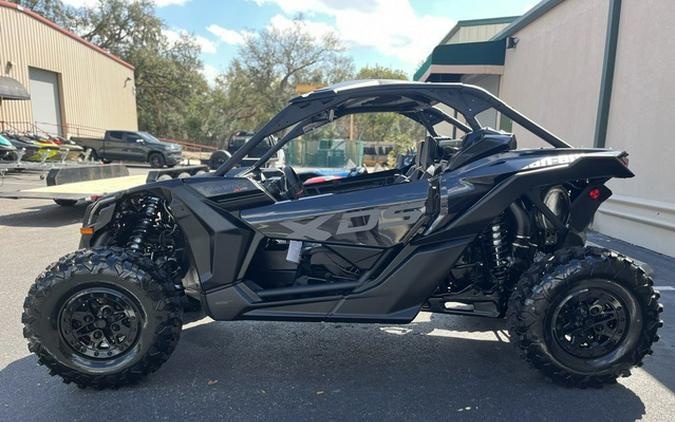 2026 Can-Am Maverick X3 X Ds Turbo RR Triple Black_4.5 In