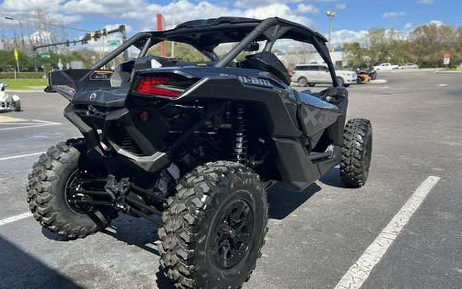 2026 Can-Am Maverick X3 X Ds Turbo RR Triple Black_4.5 In
