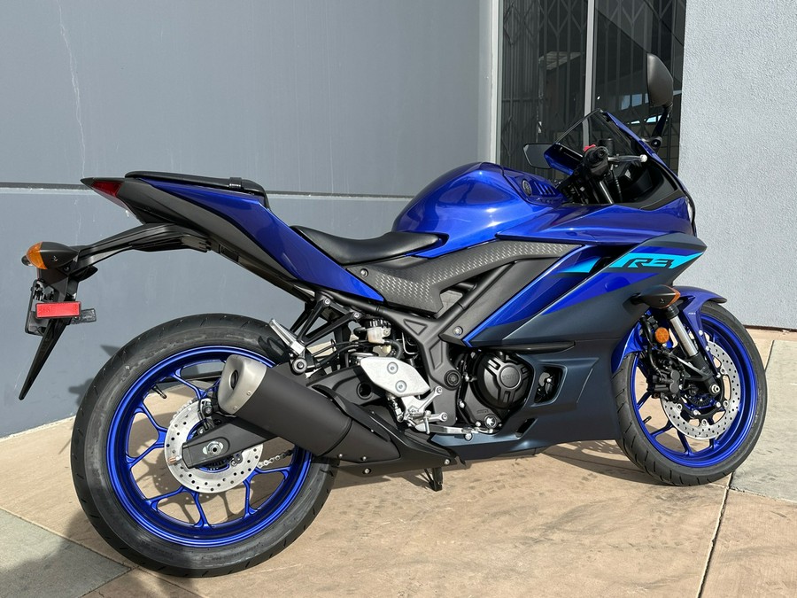 2024 YAMAHA YZF-R3 ABS