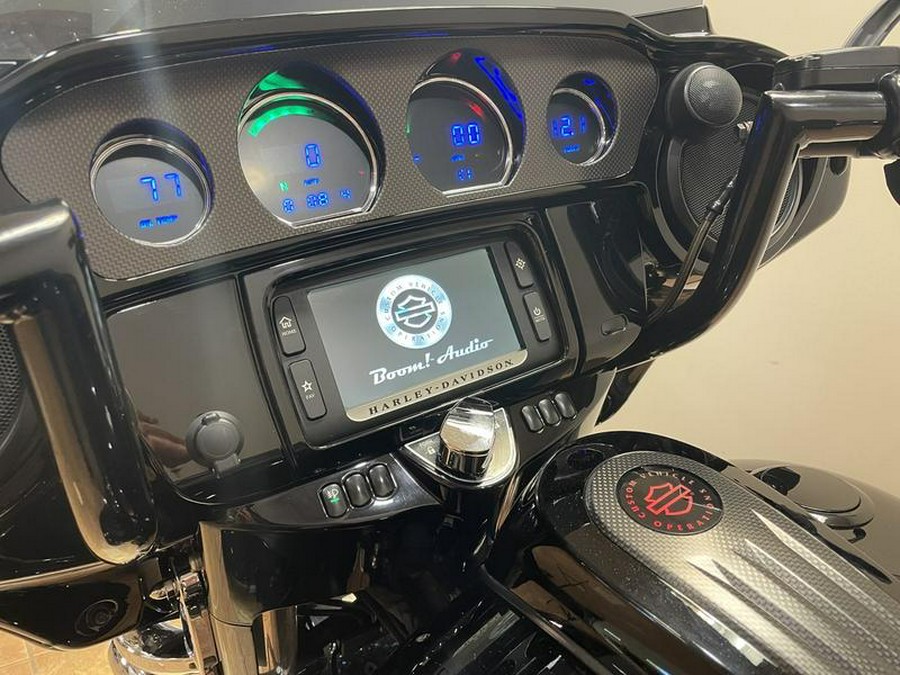 2015 Harley-Davidson® FLHXSE - CVO™ Street Glide®