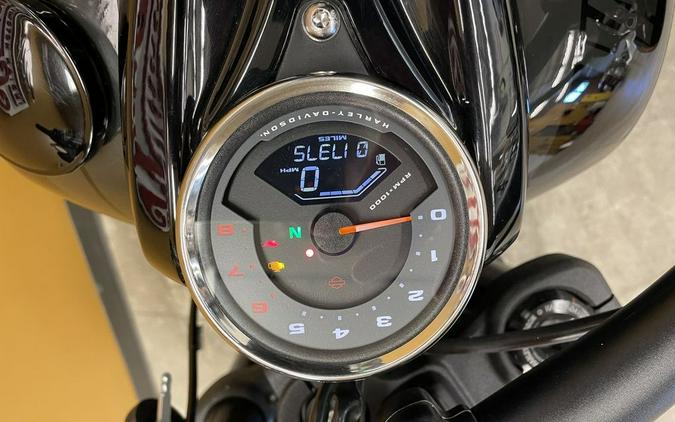 2019 Harley-Davidson® FXFBS - Softail® Fat Bob® 114