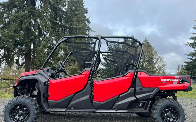 2024 Honda Pioneer 1000-6 Deluxe Crew