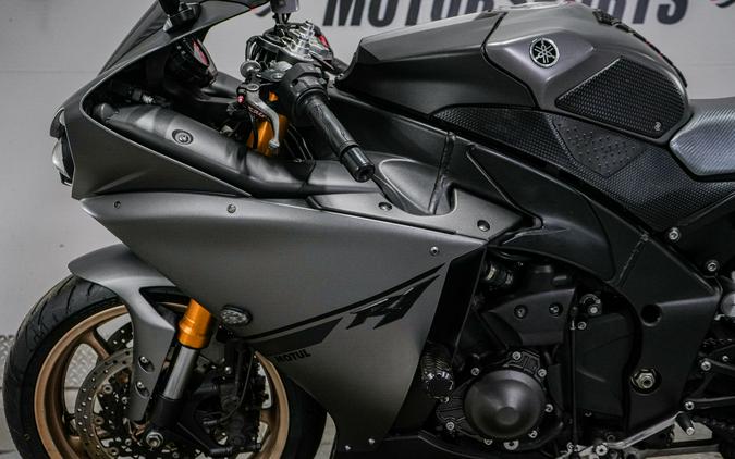 2014 Yamaha YZF-R1