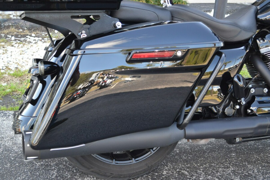 2018 Harley-Davidson® Road Glide® Special - FLTRXS