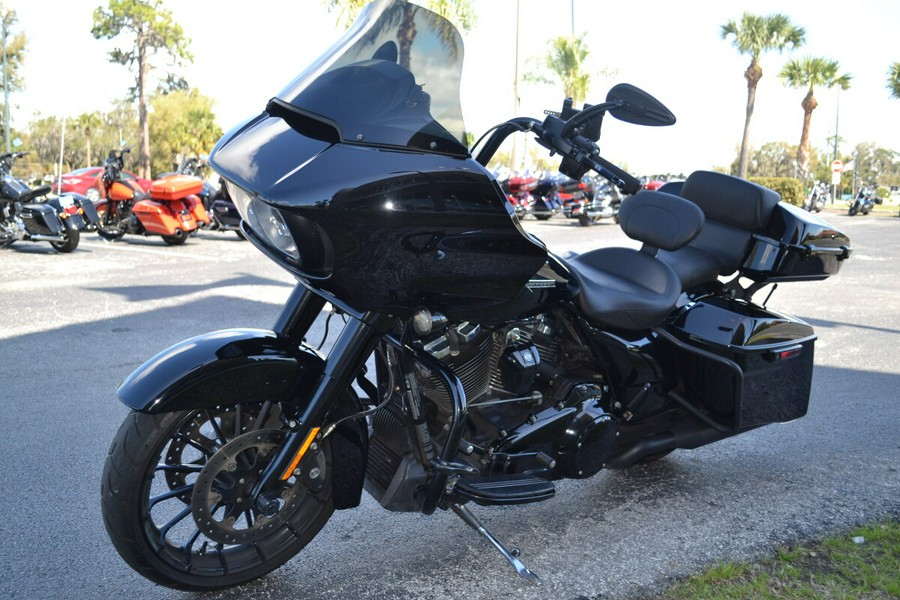 2018 Harley-Davidson® Road Glide® Special - FLTRXS