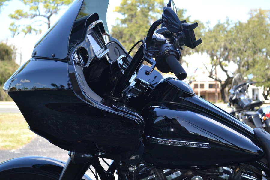 2018 Harley-Davidson® Road Glide® Special - FLTRXS