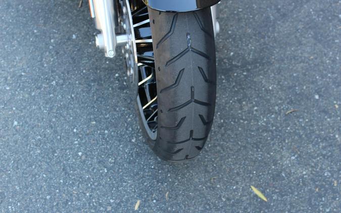 2026 Harley-Davidson® Street Glide 3 Limited OLIV STL MTL/BLK W/ PINSTRI