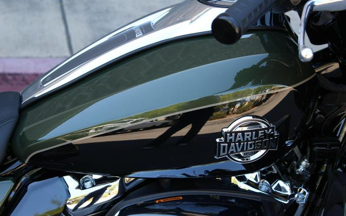 2026 Harley-Davidson® Street Glide 3 Limited OLIV STL MTL/BLK W/ PINSTRI