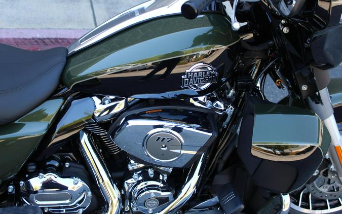 2026 Harley-Davidson® Street Glide 3 Limited OLIV STL MTL/BLK W/ PINSTRI