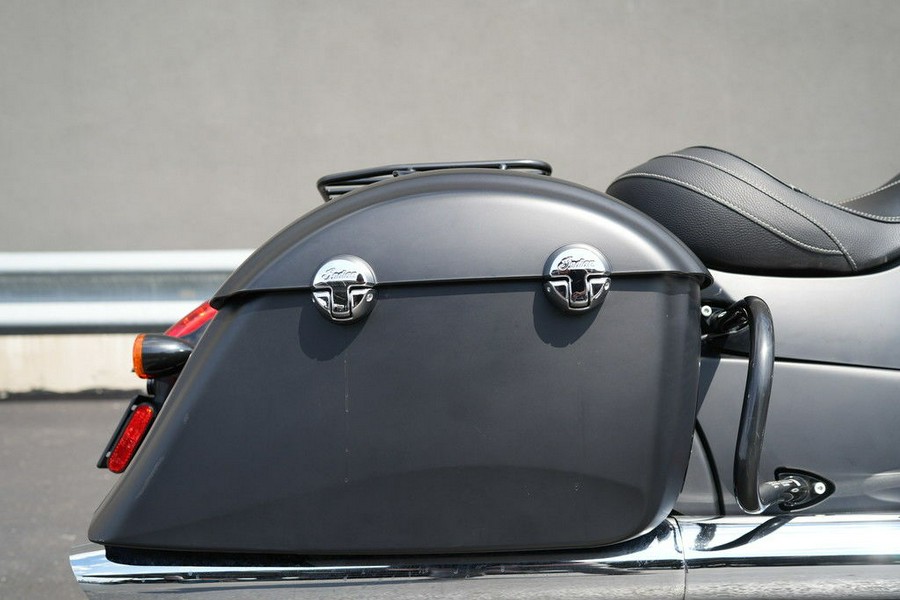 2018 Indian Motorcycle Springfield Dark Horse ABS Thunder Black Smoke