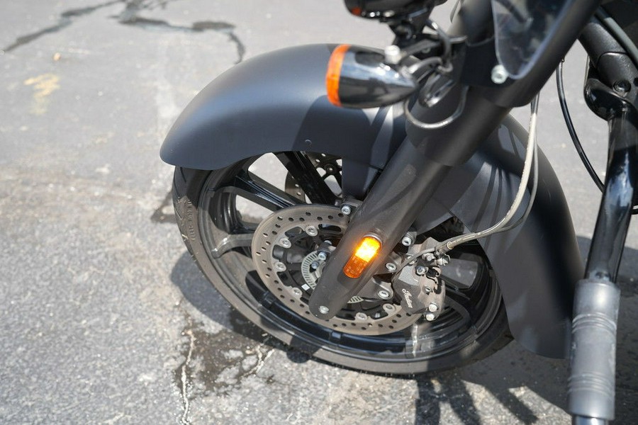 2018 Indian Motorcycle Springfield Dark Horse ABS Thunder Black Smoke
