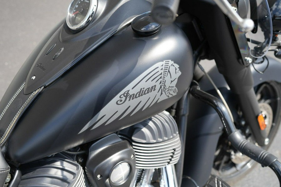 2018 Indian Motorcycle Springfield Dark Horse ABS Thunder Black Smoke