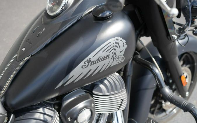 2018 Indian Motorcycle Springfield Dark Horse ABS Thunder Black Smoke