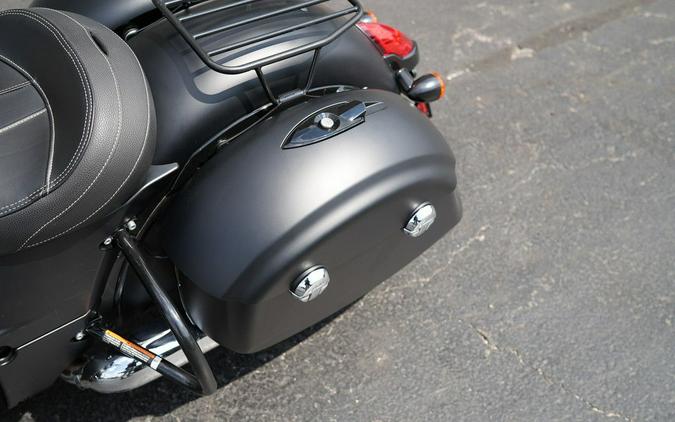 2018 Indian Motorcycle Springfield Dark Horse ABS Thunder Black Smoke