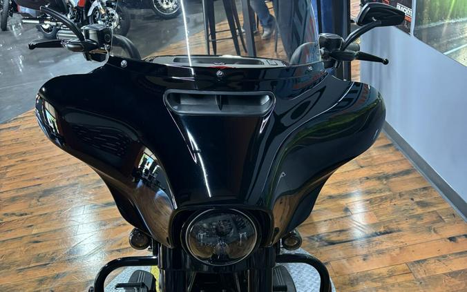 2019 Harley-Davidson Street Glide Special BLACK