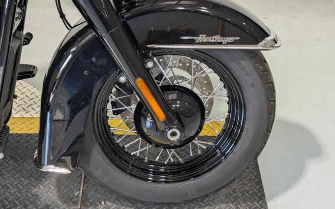 2024 Harley-Davidson® Heritage Classic Vivid Black - Black Finish