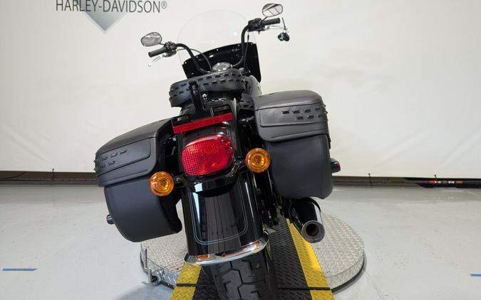 2024 Harley-Davidson® Heritage Classic Vivid Black - Black Finish
