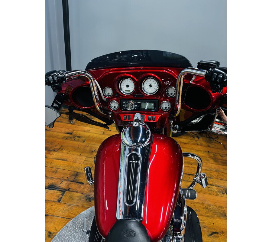2013 Harley-Davidson® Street Glide® EMBR RED SUNGLO