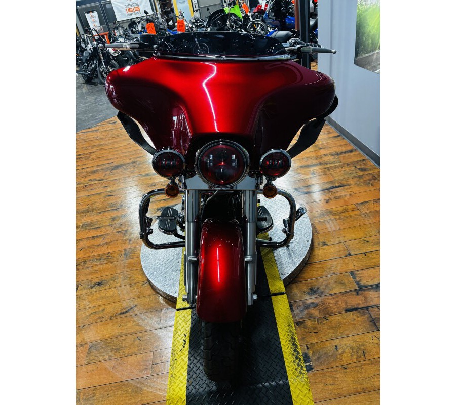 2013 Harley-Davidson® Street Glide® EMBR RED SUNGLO