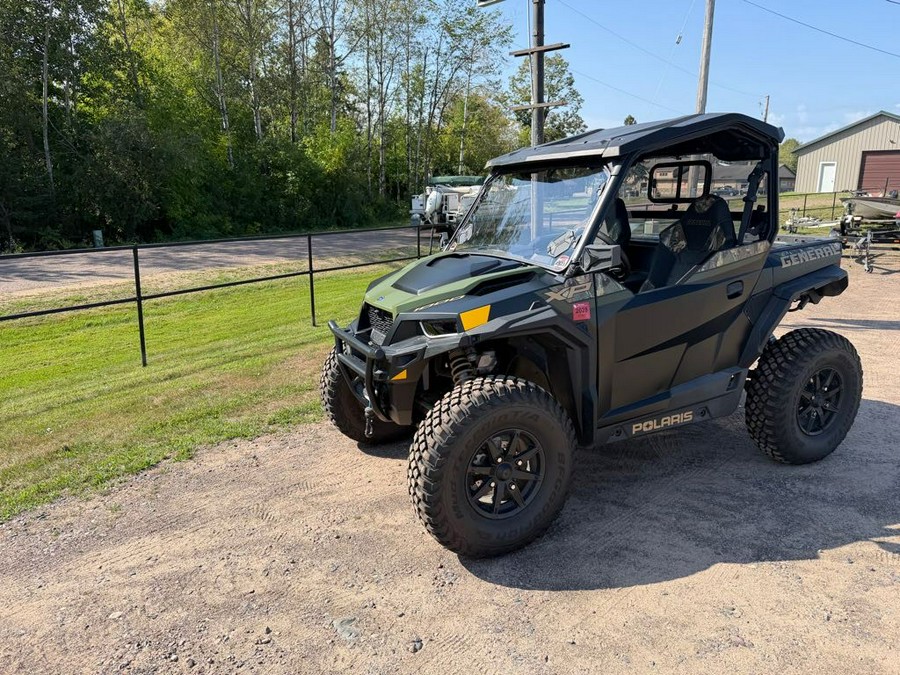 2022 General XP 1000 Deluxe 4WD with Ride Command - Polaris