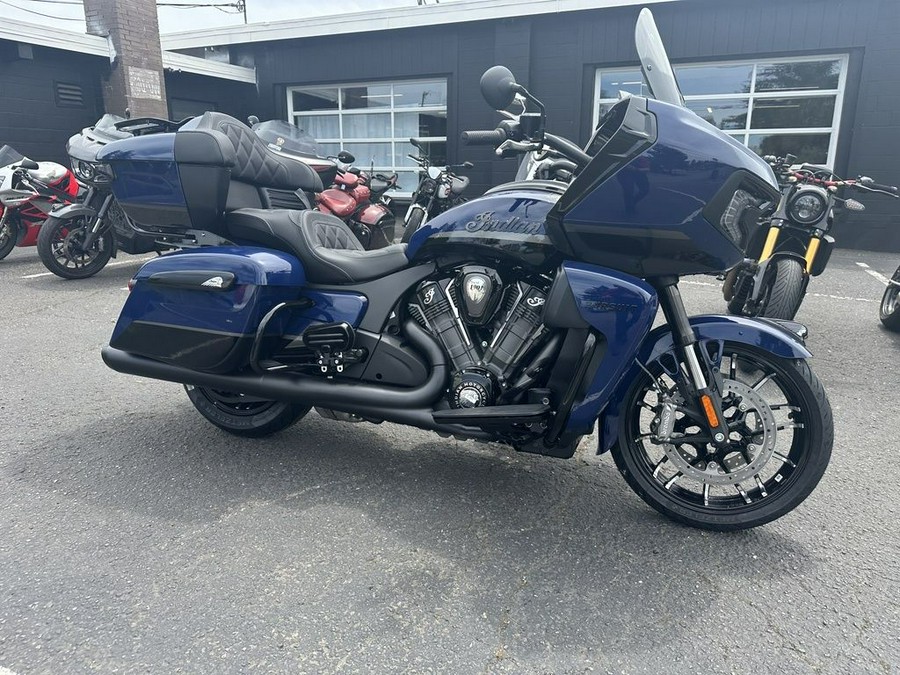 2024 Indian Motorcycle® Pursuit® Dark Horse® with PowerBand Audio Package Springfield Blue