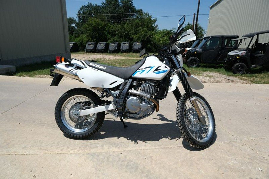 New 2025 SUZUKI DR 650 S WHITE