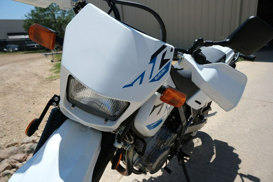 New 2025 SUZUKI DR 650 S WHITE