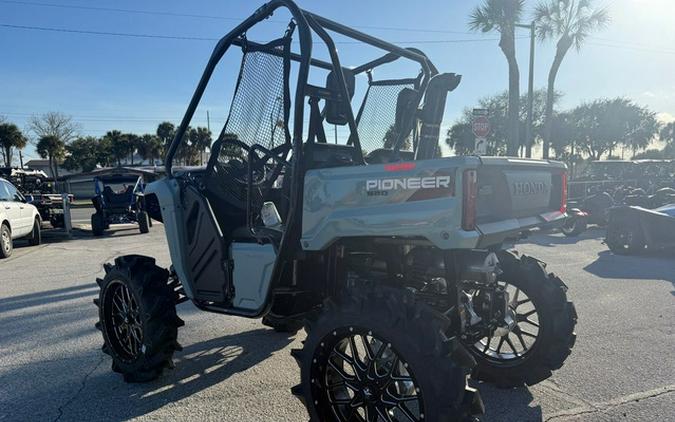 2026 Honda Pioneer 520