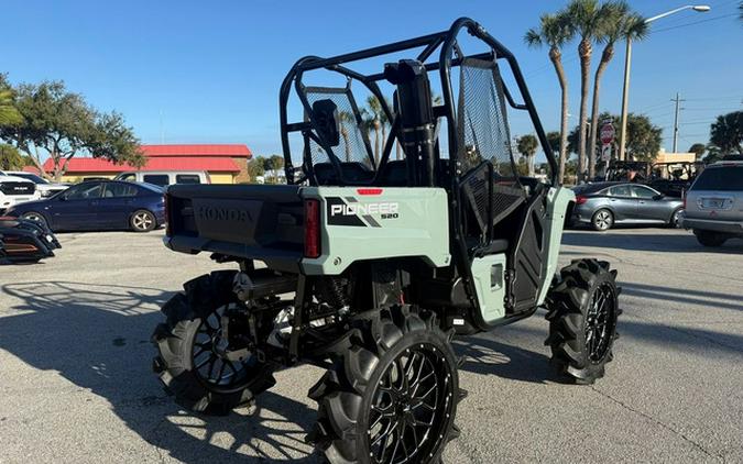 2026 Honda Pioneer 520