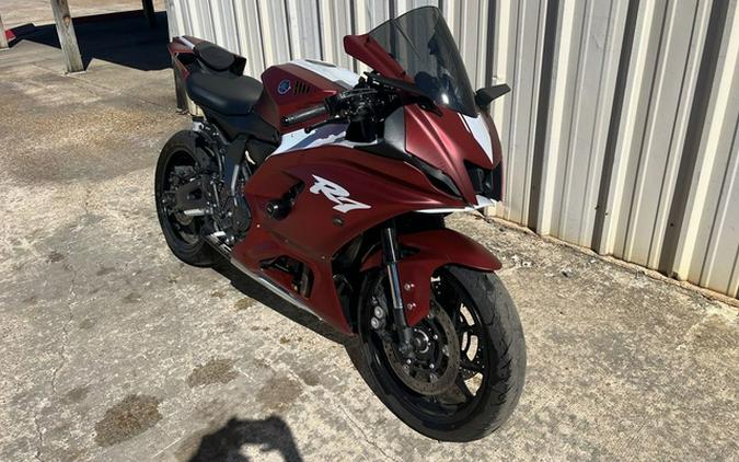 2024 Yamaha YZF R7