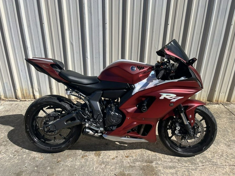 2024 Yamaha YZF R7