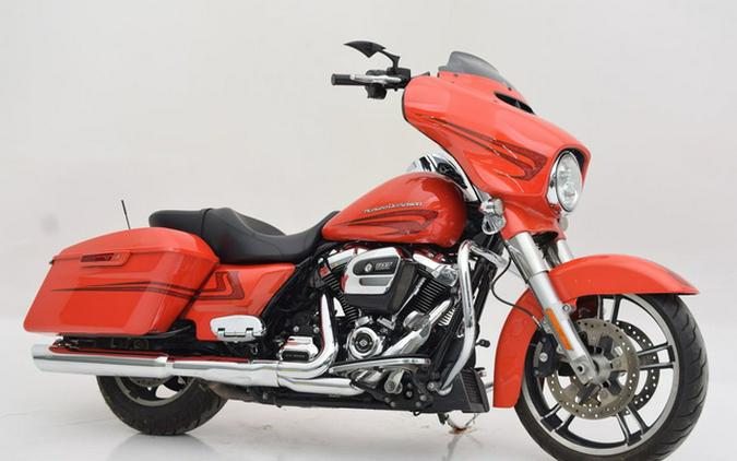 2017 Harley-Davidson FLHXS - Street Glide Special