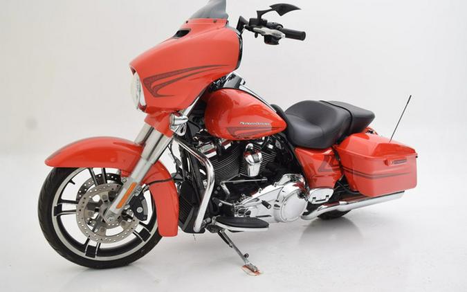 2017 Harley-Davidson FLHXS - Street Glide Special