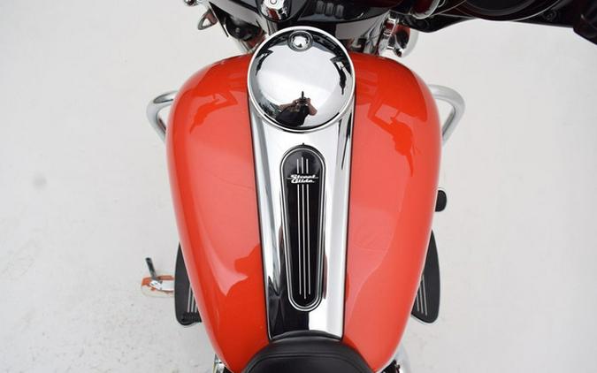 2017 Harley-Davidson FLHXS - Street Glide Special