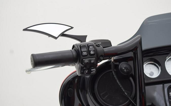 2017 Harley-Davidson FLHXS - Street Glide Special