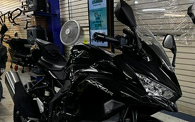 2026 Kawasaki Ninja® ZX™-4R ABS