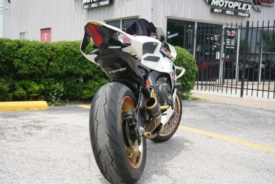 2022 Yamaha YZF-R1 World GP 60th Anniversary Edition