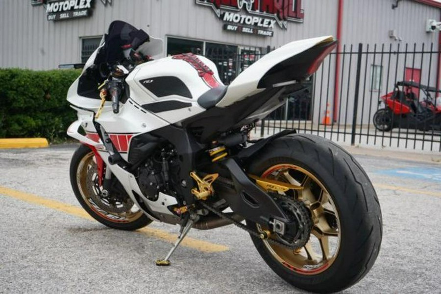 2022 Yamaha YZF-R1 World GP 60th Anniversary Edition