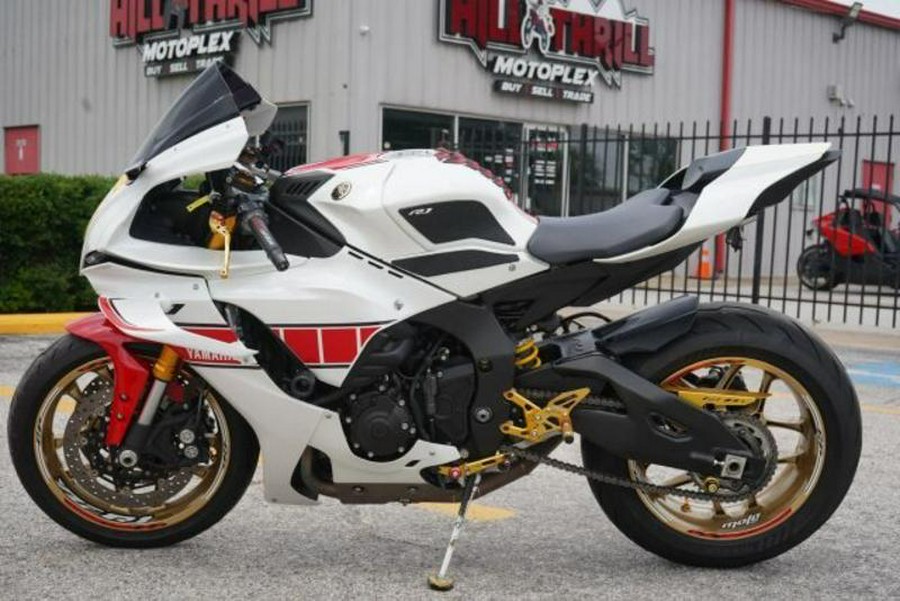 2022 Yamaha YZF-R1 World GP 60th Anniversary Edition