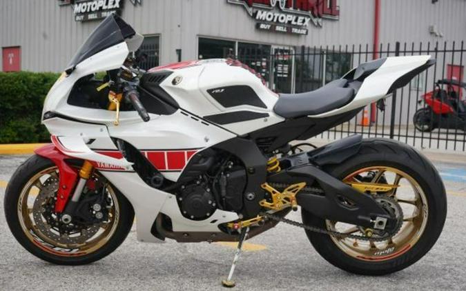 2022 Yamaha YZF-R1 World GP 60th Anniversary Edition