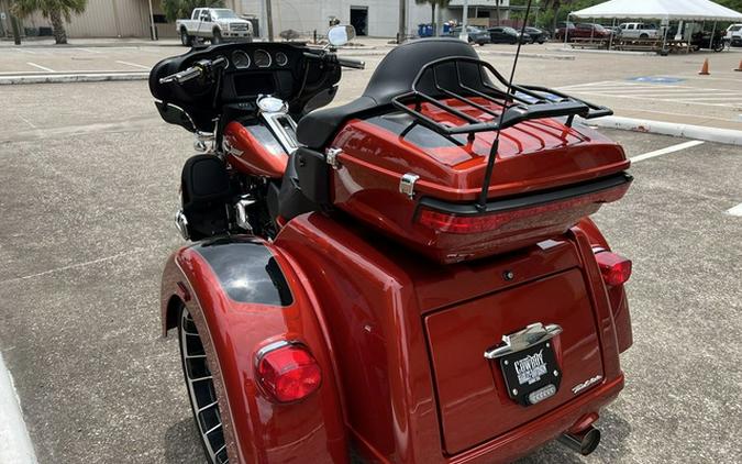 2025 Harley-Davidson FLHTCUTG - Tri Glide Ultra