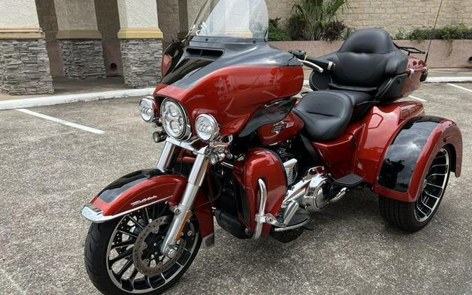 2025 Harley-Davidson FLHTCUTG - Tri Glide Ultra