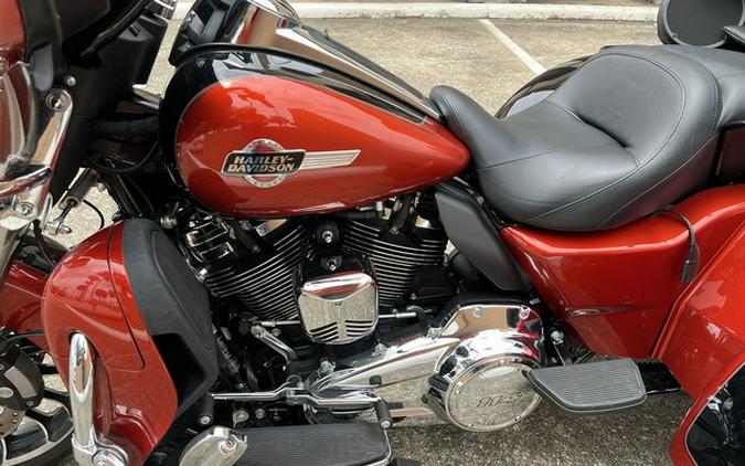 2025 Harley-Davidson FLHTCUTG - Tri Glide Ultra