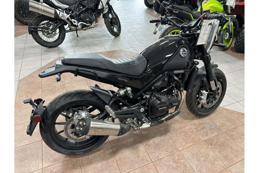 2022 Benelli LEONCINO