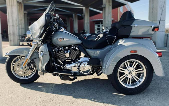 2024 Harley-Davidson® FLHTCUTG - Tri Glide® Ultra