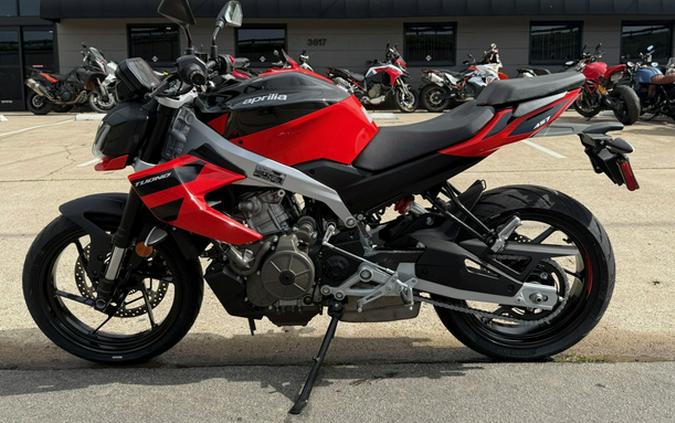 2026 Aprilia Tuono 457
